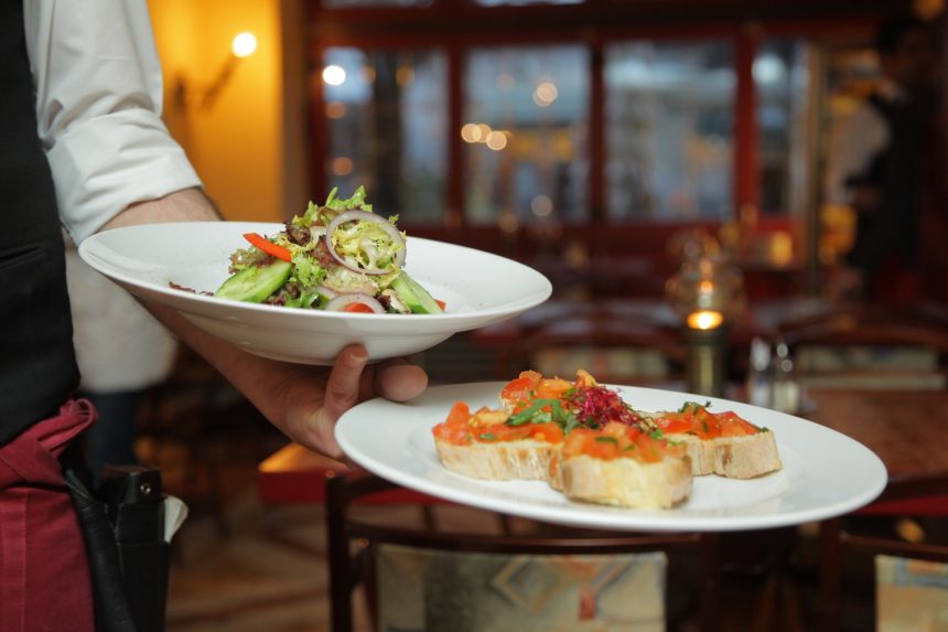 Four things which enhance your eating out experience